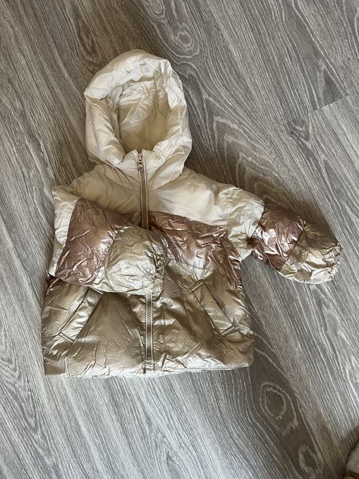Продам курточку Zara ( 98см)