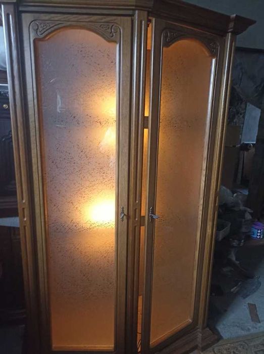 Витрины буфеты для гостиной