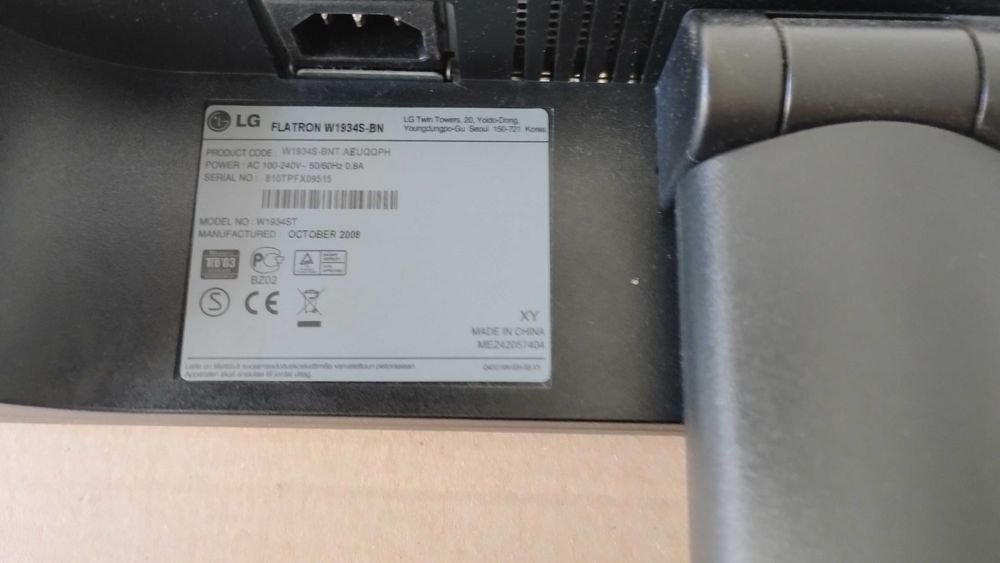 Monitor LG Flatron 19" W1934S-BN Sprawny