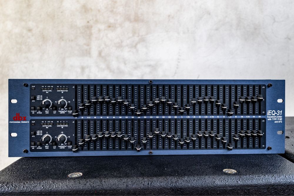 Equalizador Gráfico DBX IEQ31