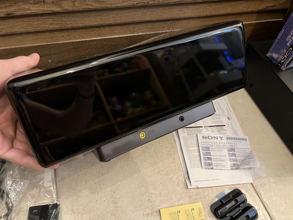 Нова акустична система для ipod Sony SRS-GU10iP