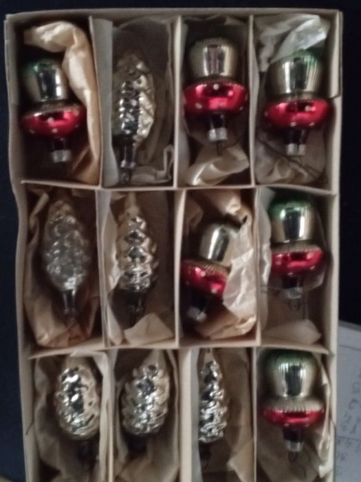 Szklane bąbki z PRL