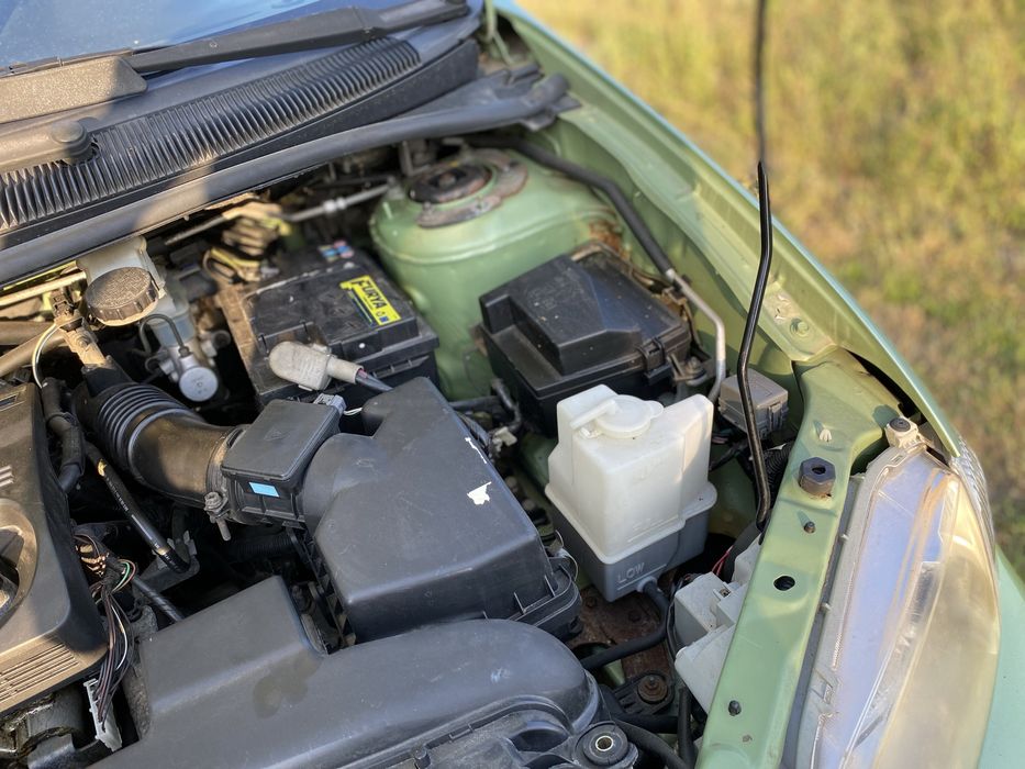 Двигун / мотор/ 2.0 бензин Mazda Premasy/ мазда прімасі