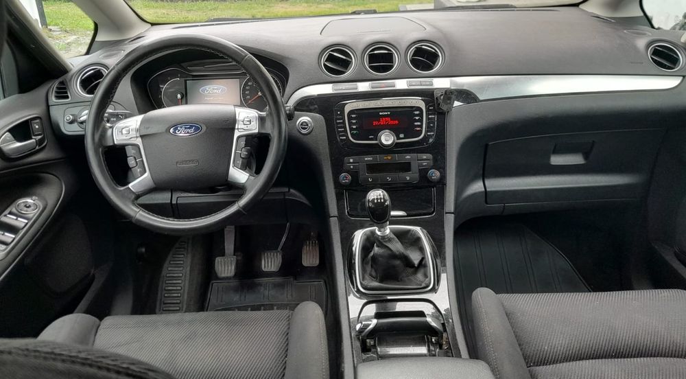 Ford S-Max 2.0 TDCi 140 KM / 7 osobowy/ 2010/ Hak / Klimatyzacja