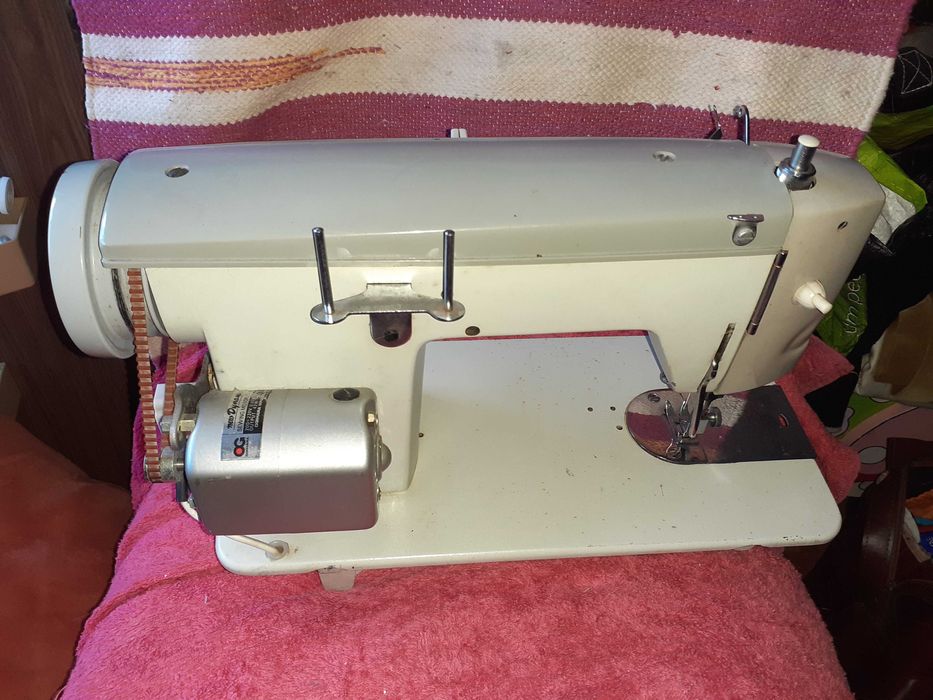Máquina de Costura