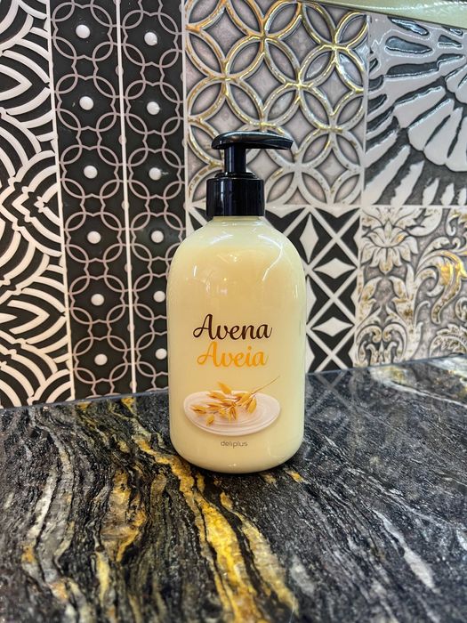 Jabón de manos avena  líquido. Mydło w płynne z wyciągiem z owsianych płatków . 500ml Deliplus