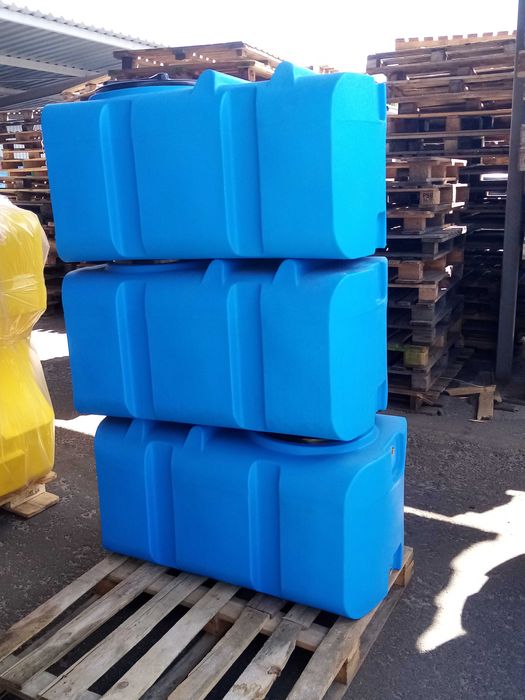 Купить Пластиковий бак  200л для води