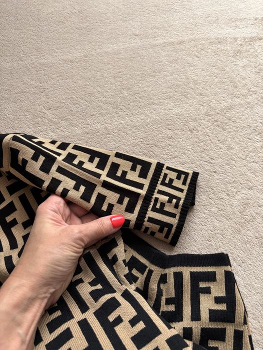 Плаття жіноче fendi