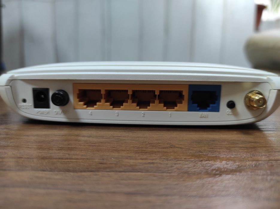 Роутер TP-LINK модель WR741ND