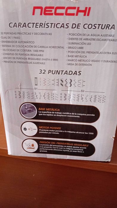 Vendo máquina costura Necchi