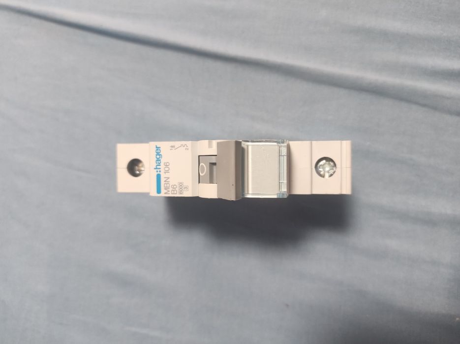 Sprzedam wyłącznik nadprądowy