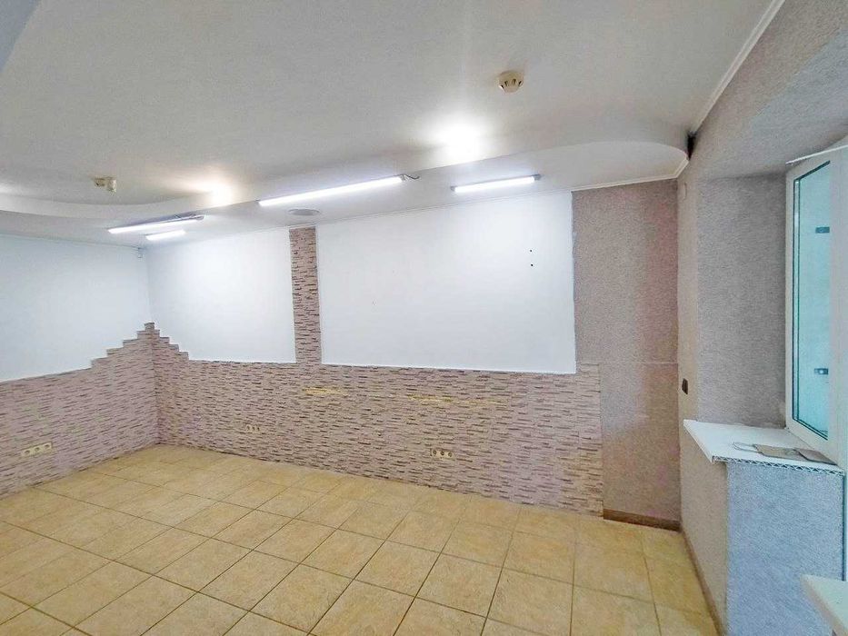 Продам Приміщення Центр  Фасад 49500 у.о. Без Комісії