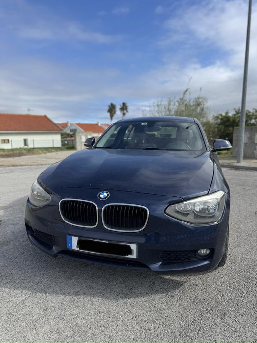 BMW 116d Série 1 foto 3