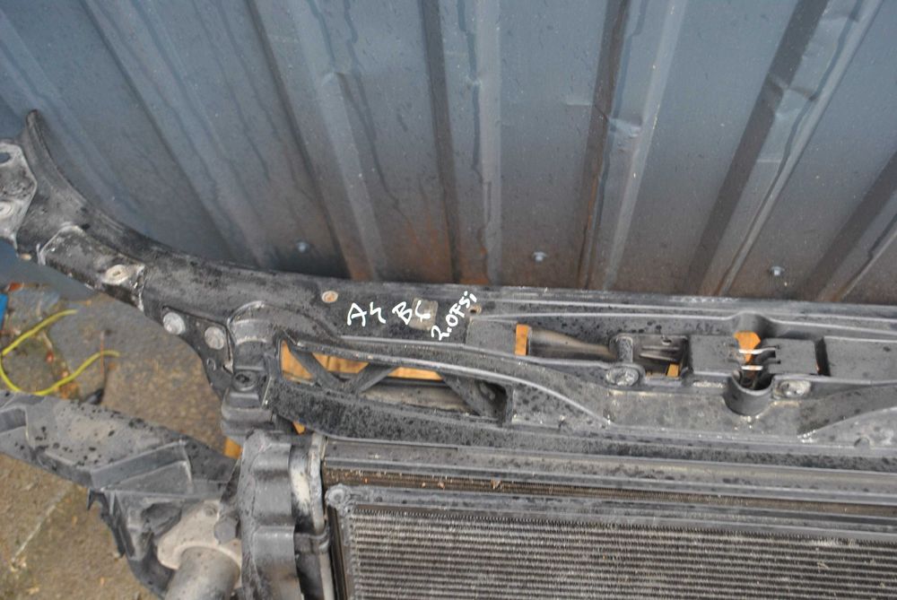 Pas przedni Audi A4 b6 2.0fsi