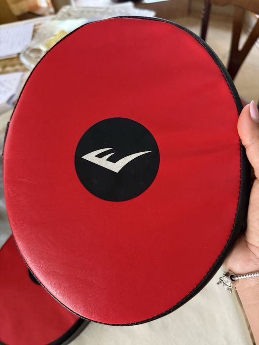Everlast łapy trenerskie nowe