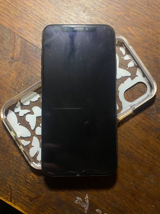 Продам iPhone XS (срочно) !!