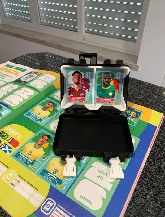 Box para guardar cromos