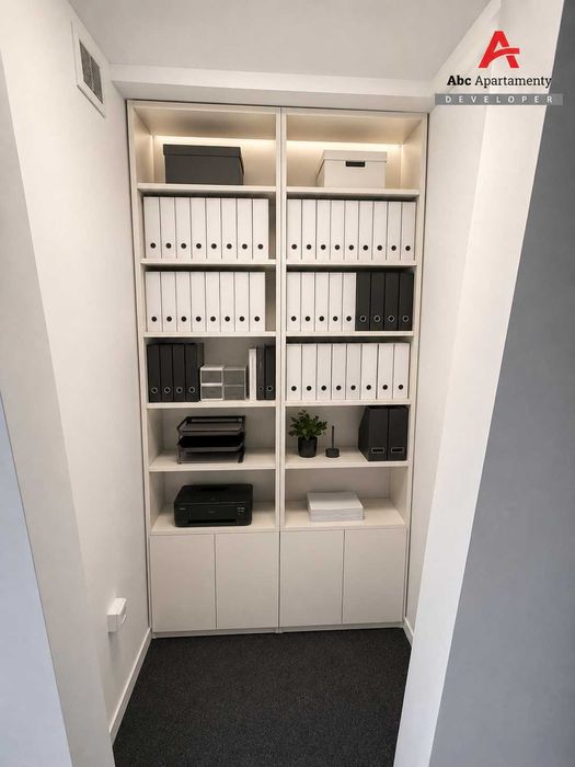 Nowoczesne biuro 17,5 m² | Centrum Piły | DOSTĘP 24/7 | PARKING