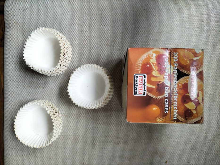 Nowe ,papierowe foremki do pieczenia