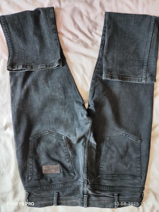 Джинсы Wrangler, utah(USA)W36,L32 и Lee,daren zip fly(USA)W36,L32