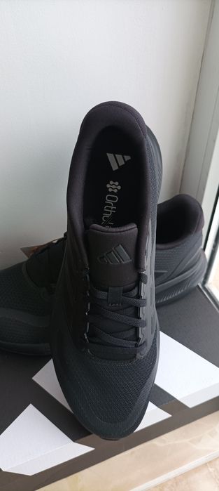 Кросівки Аdidas р.43-44 оригінальні