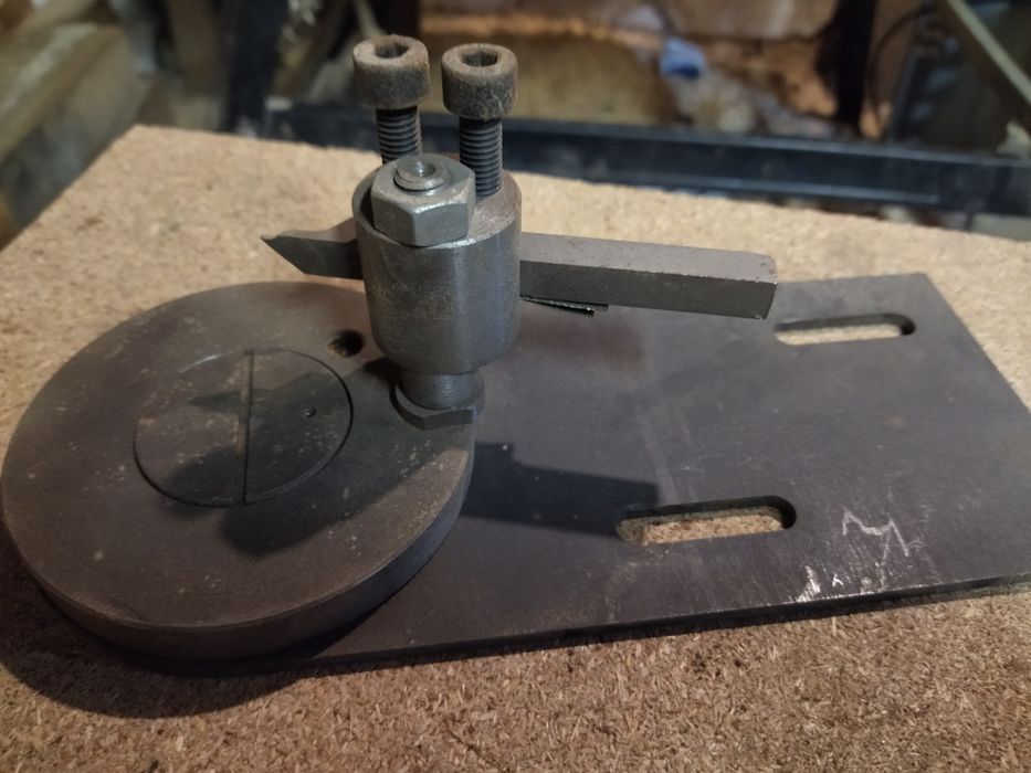 Приспособление для точения шаров на ТВ-16