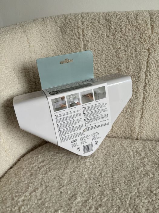 Полиця з міцними присосками, дзеркалом та гачком з америки