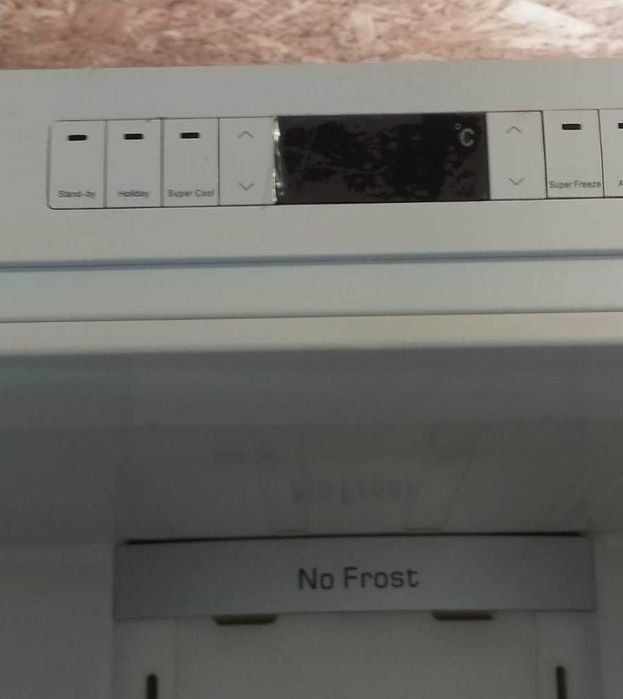 Холодильник б/у No frost