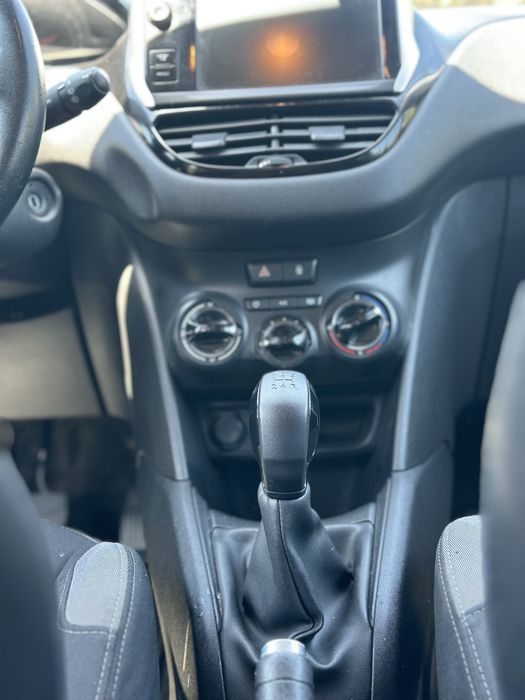 Peugeut 208 1.2 Gasolina