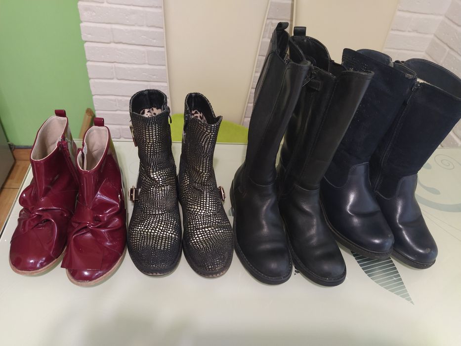 Взуття для дівчаток