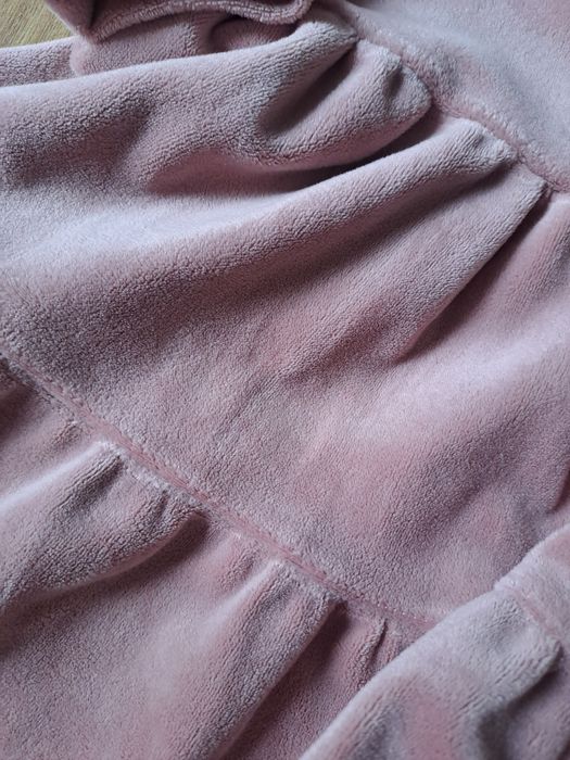 Sukienka welurowa 110