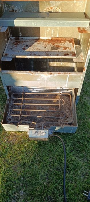 Wędzarnia ogrodowa elektryczna