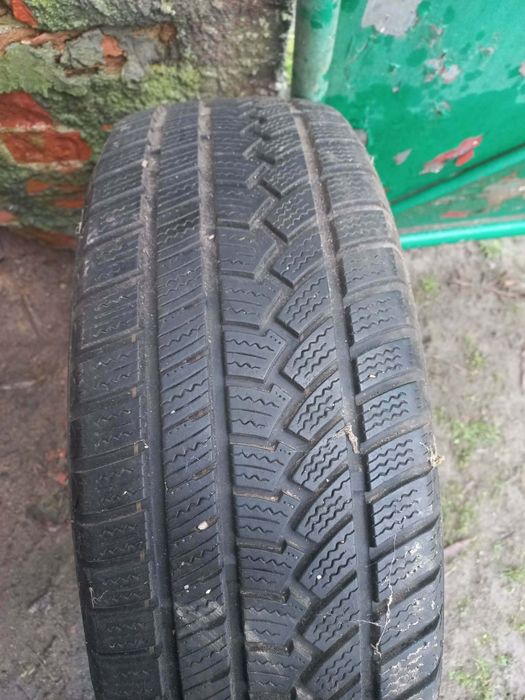 Opony 235/60 R18