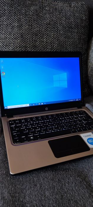 Ноутбук HP Folio 13-2000