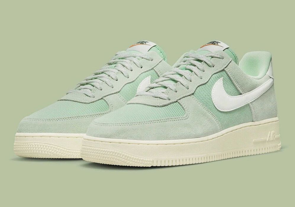 Nike Air Force 1 Low '07 LV8 Certified Fresh Enamel Green
