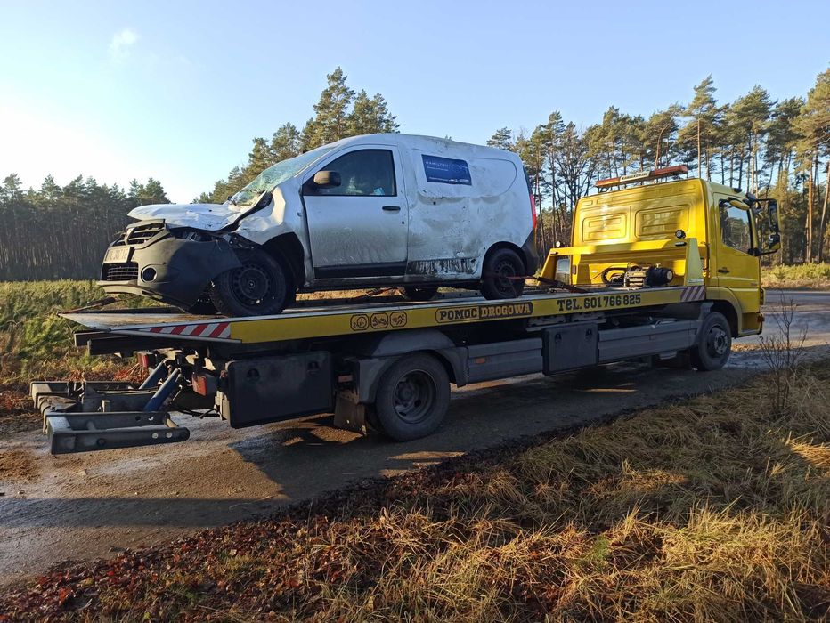 POMOC Drogowa Serwis Laweta Holowanie Auto laweta Usługi TRANSPORTOWE