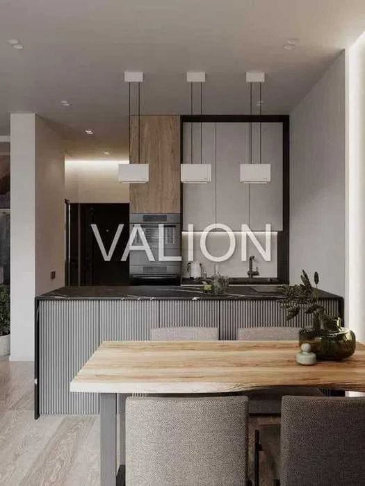 Продаж дворівневої квартири без ремонту ЖК Медовий вул. Кадетський Гай