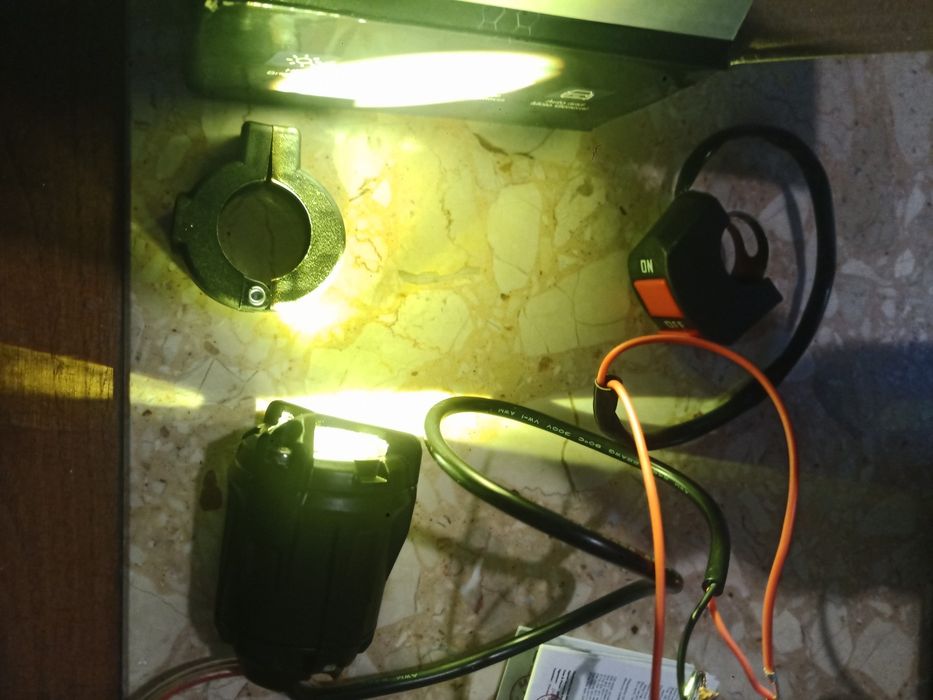 Faróis  suplemetares para moto  duplo clique ,,luz braca /amarela