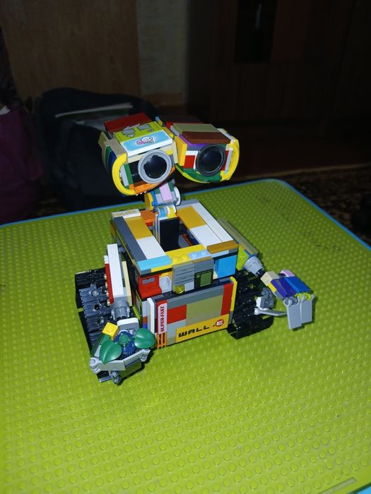 Лего різнокольоровий WALL-E