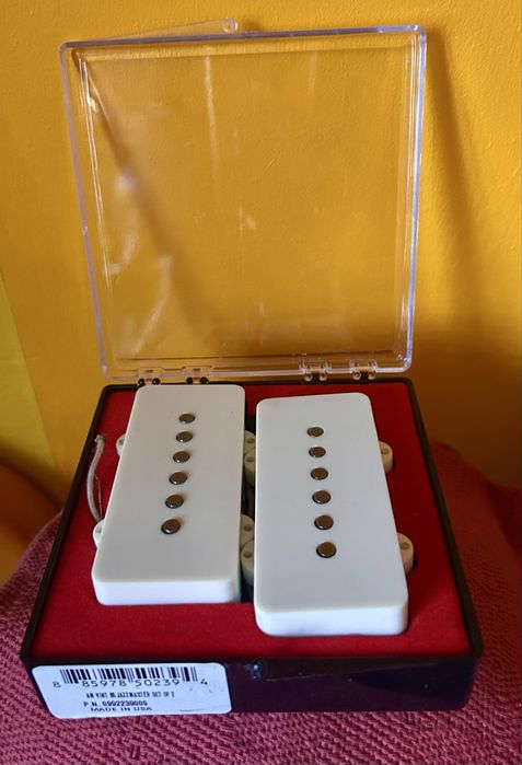 Fender Jazzmaster Pure Vintage 65 przystawki