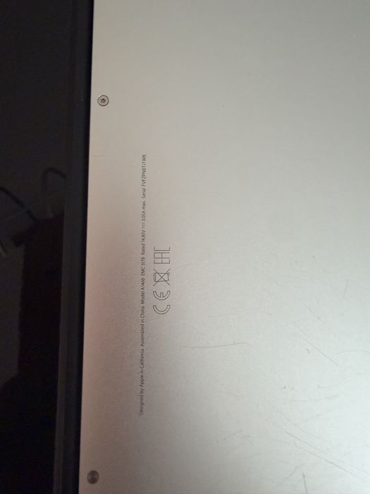 MacBook Air 13-calowy 2015r model A1466
