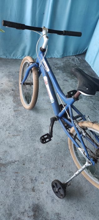 Bicicleta criança desocupar