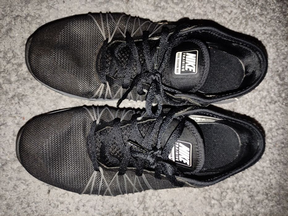 Ténis Nike Women's Dual Fusion TR Hit - muito pouco usados