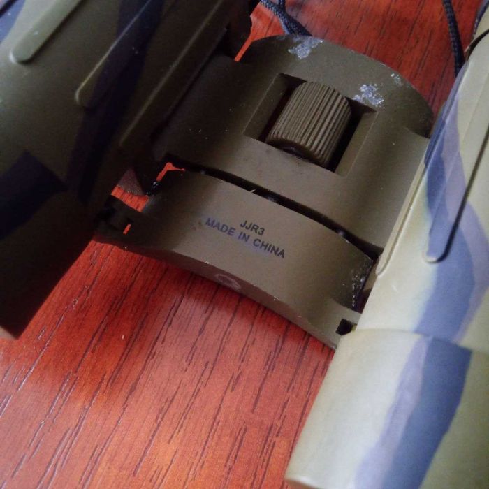 бінокль Barska 10х25