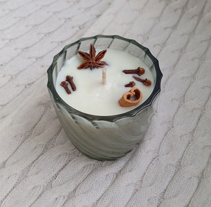 Аромасвічка з соєвого воску