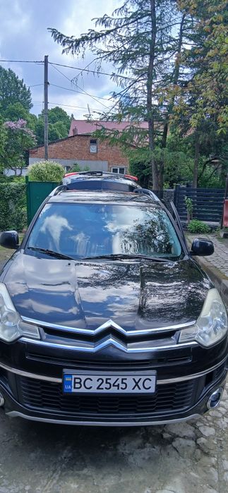 Citroen C-Crosser 2012