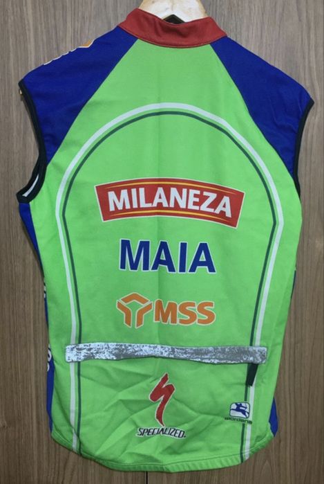 Colete de ciclismo da equipa LA Aluminio Maia Milaneza MSS