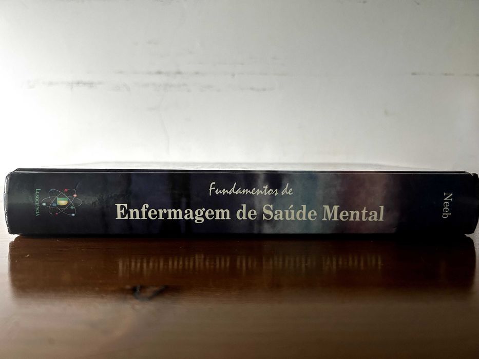 Fundamentos de Enfermagem de saúde mental - Kathy Neeb