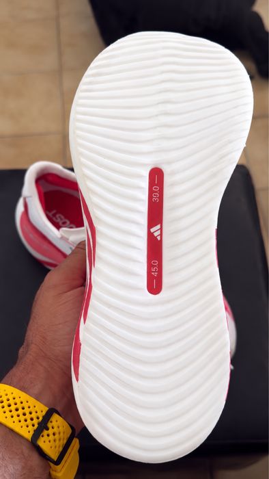 ADIDAS Hyperboost  Edge – como novas!