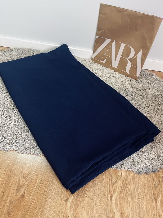 Duzy granatowy ciezki obrus kolo kolisty kapa narzuta kotara